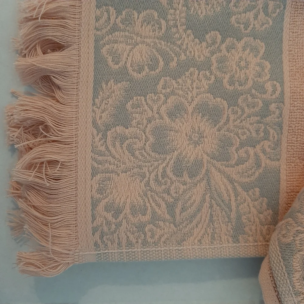 MUNDU Floral Cotton Hand Towels Pair